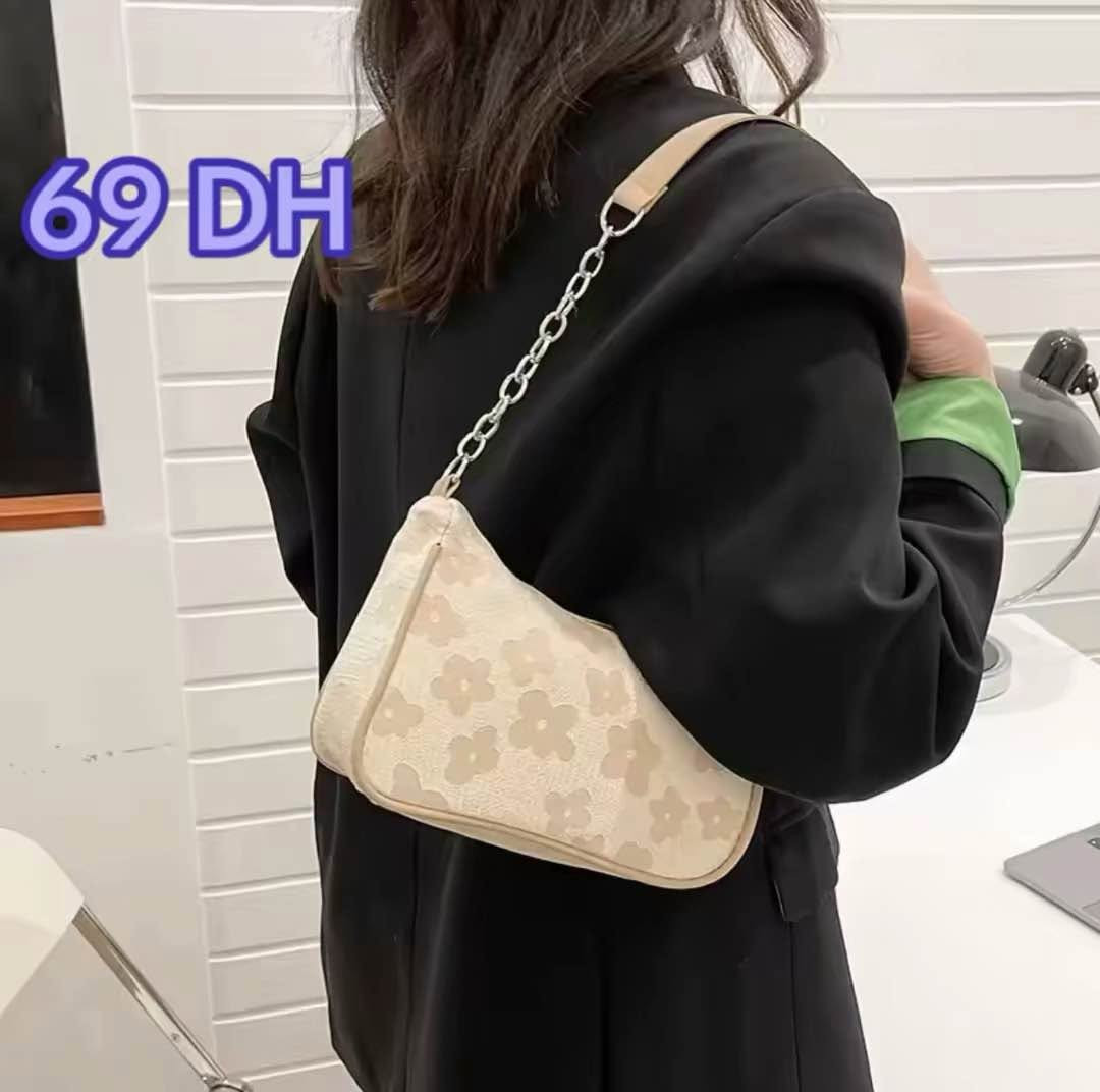 Sac à main femme مراكش, المغرب


**إذا كنت صاحب هذا الإعلان وتريد حذفه لأي سبب، رجاءا أرسل رسالة إلى الدعم الفني**