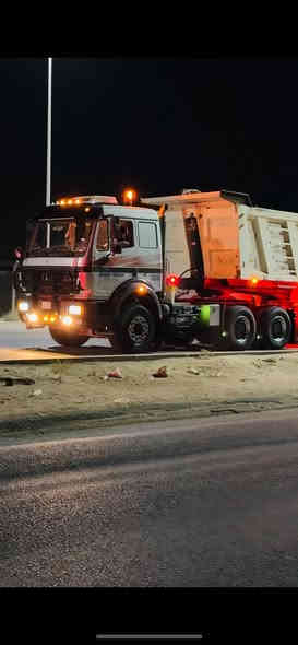 السلام عليكم كرواتي مديل 1995.                  بيع راس او  راس وعربانه مربوطه قلاب 3 دناكير
عربانه علم شريط 4 دناكير عمل عادل المعيدي الجرف
رقم نكليزي انبار
كير 240 كهربائي مكينه 38 عادي مكفوله كفاله عامه السعر راس وعربانه 6 ونص واذه بس الراس 
4 وربع للستفسار  ***********
