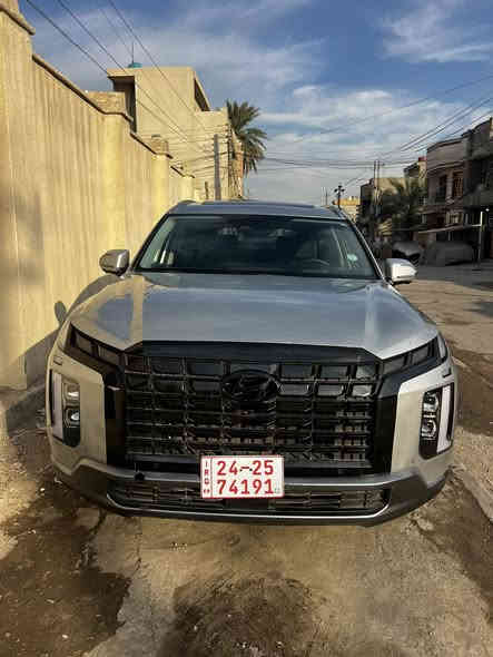 السلام عليكم 
هونداي بلسايد لمتد
مديل ٢٠٢٣ 
السياره جديده بيه باب الصندوك مبدل فقط 
والدعاميه الاماميه مفصخه بدون ايرباك
السعر ٢٧٥$وبيه مجال بدون رقم 
مكان السياره الدوره 
رقم الموبايل ***********
