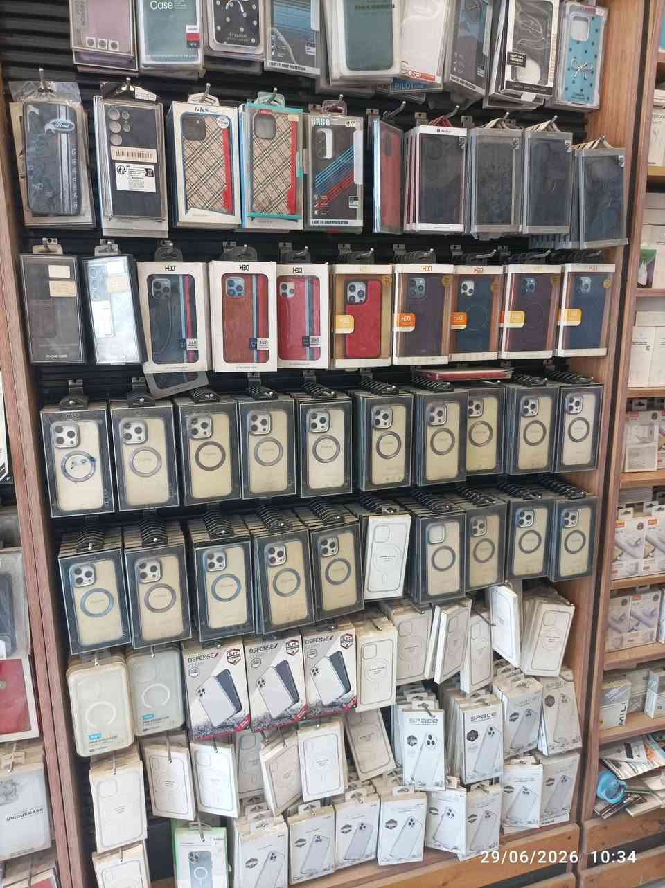 السلام عليكم من رخصه الجميع
وصلتنا شروه مختلفه

عروض كفرات ايفون انواع وموديلات مختلفه ب 2000 دينار 3 ب5000

شاحن ايفون اصلي صين 20 واط مع كيبل 10 الاف

شاحن ايفون وكاله اصلي  15 الف

شاحن ايفون بيست 8 الاف

ايردبود جيل 5 ب12 الف 2 ب20

كيبل كتان مايلي تايب سي 10 الاف شحن سريع

كيبل ايفون مايلي 2 متر حقيقي شحن سريع 10 الاف

كيبل ايفون ومايكرو مشترك ب 6 الاف

كيبل ايفون وكاله 60 واط تايبسي من الجهتين ب 15

سماعات تايبسي دوش اصلي سامسونك ب10

سماعات تايبسي اصلي ايفون ب 15

شاحن ثنائي ايفون بدون كيبل 25 واط ب 8

يوجد توصيل  للكيبلات والشواحن بالف دينار فقط
للاستفسار ***********
