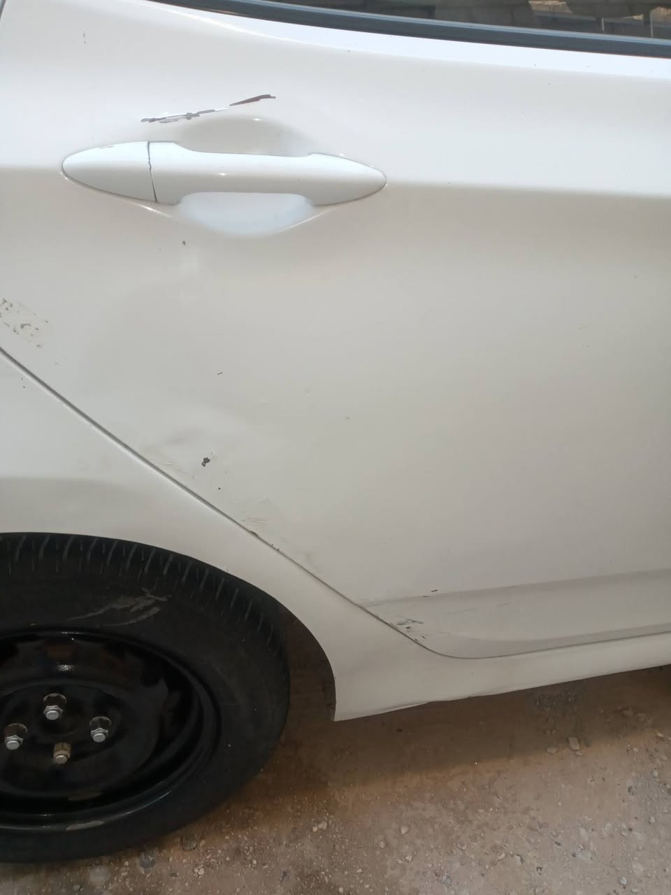 اكسنت2016 خليجي 1400 جاملغ امامي مبدل وباب بارد وبيه طخات كير مكينه تبريد جاهزه 85 قفله ***********
