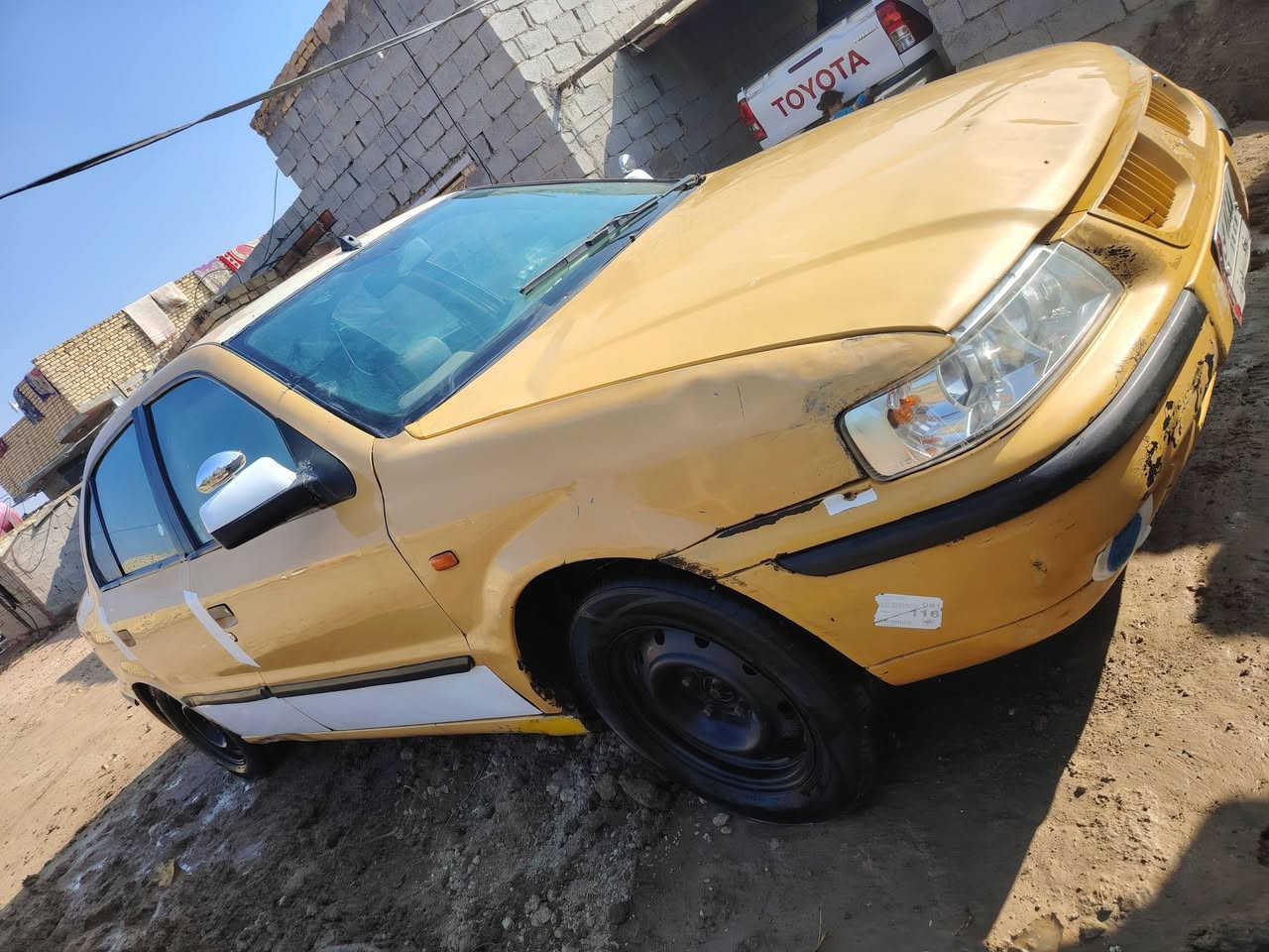 سلام عليكم البيع سمند موديل 2011مرقمه بغداد رقم الهاتف ***********
