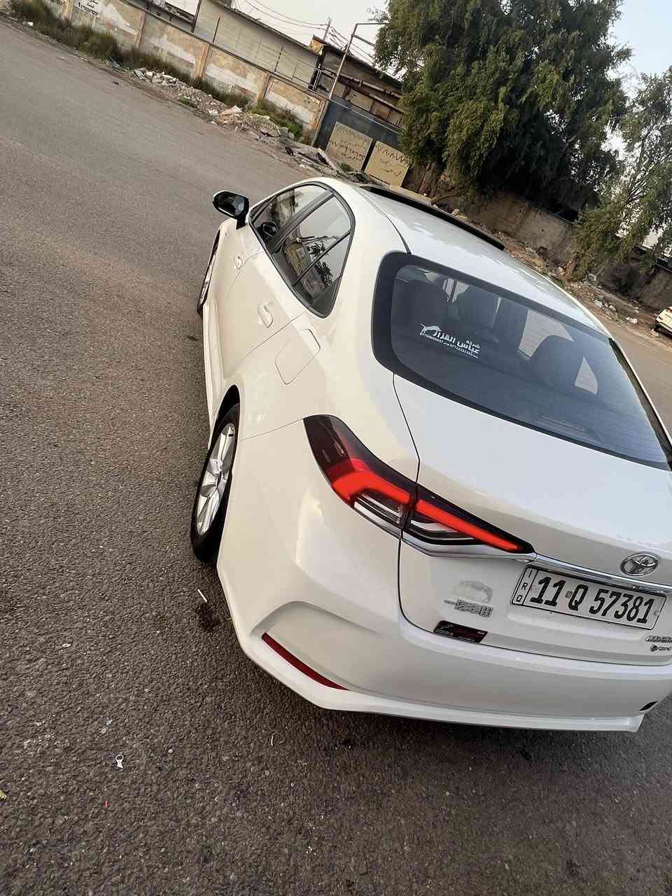 سلام عليكم
للبيع 
كورلا هايبرد 2024  شكل الخليجي
رقم بغداد بأسمي تحويل ثاني يوم ماشيه 28 الف
بيها بارد بل بابتين من جوه و الدوسه صبغ واقل من ربع الدعاميه الخلفيه صبغ 
مواصفات السياره..
سعة المحرك 1,8L
 مرتبط بناقل حركة أوتوماتيكي  
سلايد رووف
 لايت زينون + LED
 مفتاح التشغيل بصمة
 دشبول ديجيتال 
 شاشة اصلية
 كاميرا 
المقاعد جلد اصلي مثبت السرعة 
 حساسات ضغط اطارات 
 تبريد شاشة
قطعتين تبريد
هاند بريك بصمة
 نظام مانع الانزلاق 
اوتو هولد Auto Hold 
اشارة في المرايا الجانبية
السعر:(147ورقه$) وبيها مجال بسيط
للاستفسار اتصل :***********
