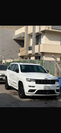 جيب اس للبيع 2021خليجي كلين ماشيه 75 عنوان بغداد 07886555985