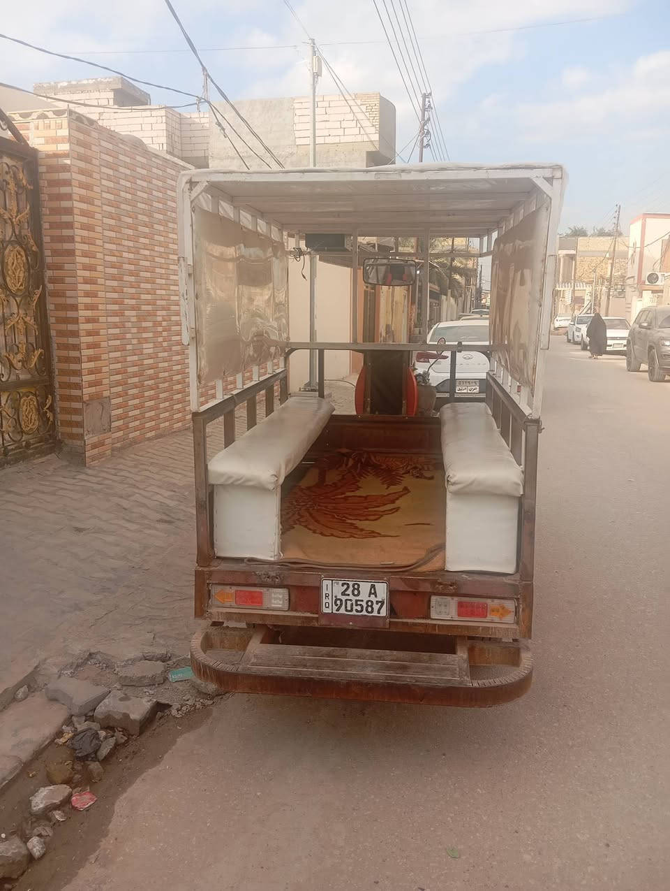 السلام عليكم  ستوتات البيع سعر مليونين ***********
