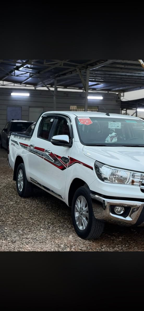 تويوتا هايلوكس 
موديل ٢٠٢٣ 
رقم بغداد شبه المميز
مواصفات ساز  
كير اوتماتيك 
تحكم ستيرن 
شاشه 
كامرا 
عداد المسافه. ٣٦ الف 
السياره بيه تعديل بارد اقل الشبر باب الخلفي والباقي مكفول 
السعر 280 
العنوان بغداد الشعلة 
للاستفسار الاتصال على الرقم التالي 
***********
