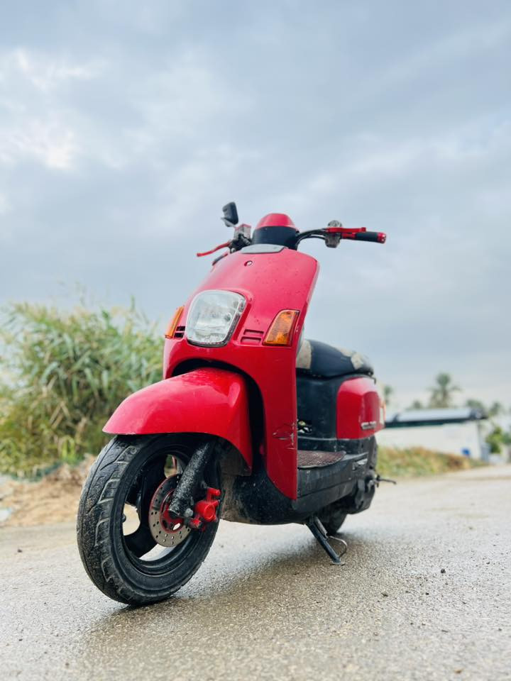 ماكس بوليس محرك نضيف ما مفتوح كفرات ختم واحد وصل معرض موجود سعره مليون بيه مجال للشراي تواصل واتساب ***********
