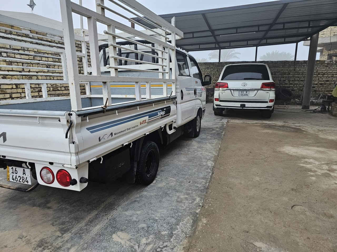 كيا حمل موديل ٢٣ دبل قماره ماشيه ١٧ الف رقم قادسية بااسمي مكفوله ماعدا ربع الباب الخلفي صبغ والباقي مكفول مكينه ٢٧٠٠ شرط على البلاد السعر ١٦٥ $ مكاني ديوانية لاستفسار اكثر 
***********
