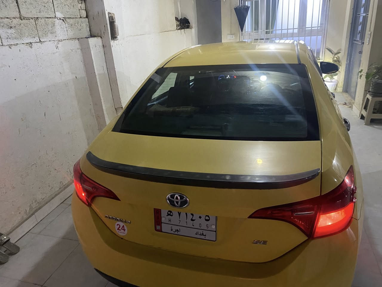 السلام عليكم
من رخصه الادمن المحترم 
كورلا 2019se
بدون إرباك بدون حادث حجر رادار موجود سياره ع وضع الشركه صدرها بلادي تخم تاير جديد مدوشمه كامله رقم بغداد باسمي ورقم الشاصي موجود ب منشور مكان السياره بعقوبه 
السعر 158 وبيها مجال بسيط كلش حك جيتك وسياره مثل صور جديده كلش.***********
