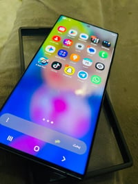 السلام علیکم اس 23 الترا) الشاشة : التردد مالتها 120Hz يعني سلاسة ونعو...