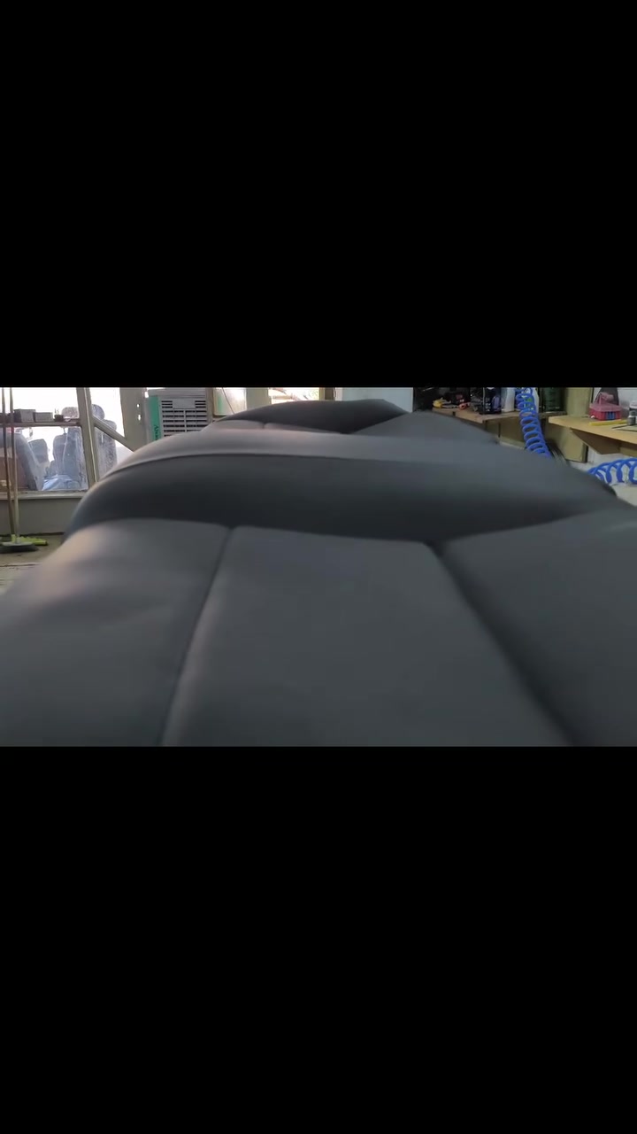 تغليف كافة أنواع السيارة .
اختصاصنا BMW .
تم تغليف كشنات 
جديدنا دبل خيط ملون قوس قزح أكثر من ٦ الوان في الخيط .
موصل حي عدن سايدين التنانير مقابل مولدة أية الرحمن سعد البدراني.
***********
وات ***********
