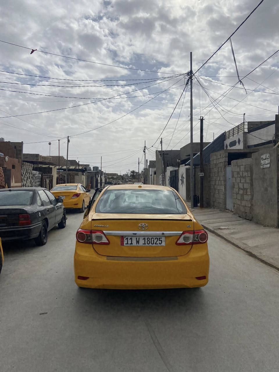 للبيع كورلا 2011 رقم بغداد مشروع وطني بسمي شرط التحويل والغرامات نغابه مصفره ضرر 3قطع امامي جامرلغات ابلادي وبونيد تجاري كير محرك شرط السعر 115 وبي مجال مكان السياره كركوك حي النداء مامتواجد ع فيس اتصال *********** رجاء المو شراي لايتعبني السوك كلشي بي وتحياتي

