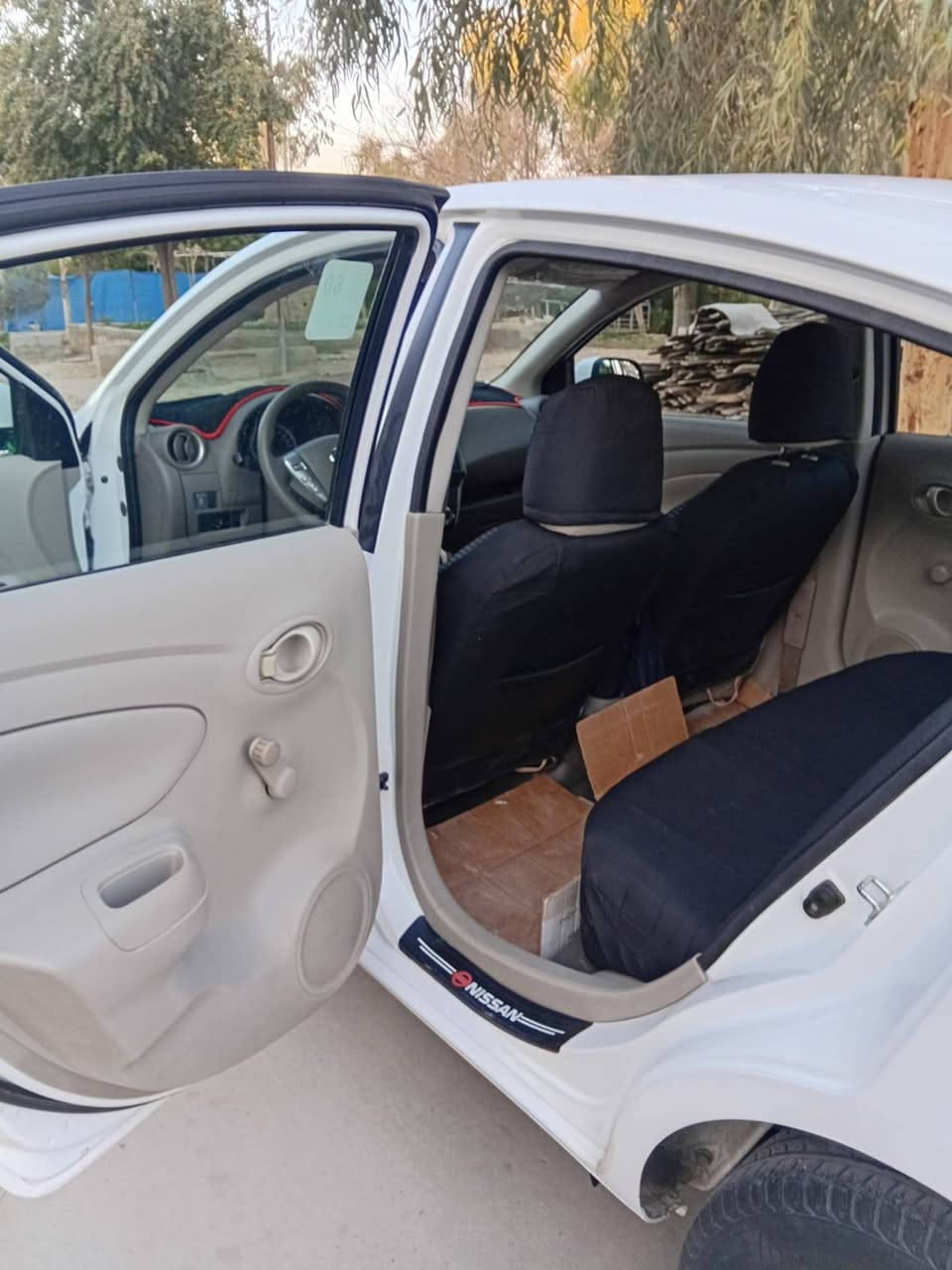 نيسان سني 2019 
رقم اربيل باسمي 
سيارة كلين
السعر 110 وبيها مجال
 
*********** كركوك, العراق
