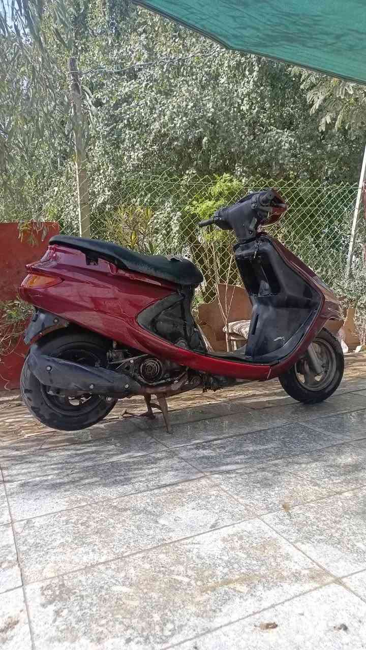 فراشه نثيه للبيع مفتوحه مره وحده وكلشي شغال بيهه ومابيهه اي عطل بيهه نقوصات بسيطه دراجه خرسه وسلف وهندر باتري جديد تايرات جدد سعرهه 300 وبيهه مجال كلش قليل مكاني دوانيه مركز


**إذا كنت صاحب هذا الإعلان وتريد حذفه لأي سبب، رجاءا أرسل رسالة إلى الدعم الفني**