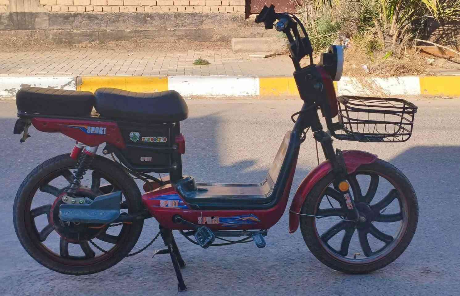 باسكل شحن للبيع السعر 270 وبي مجال للطيبين و الي عنده دراجة يراوس بالباسكل هم عادي الملف مال الباسكل 1200 و الفولت 60 سرعته حقيقي، 50 و اذا وياك شخص سرعته تصير 40 او 35 نقص شي واحد بس هوه الشاشه سعره 15 او 20 اوكعلك فلوس مال الشاشه مكاني طويريج رقمي *********** وبي واتساب ❤
