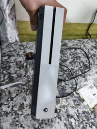 اكس بوكس وان واحد تيره مامفتوح نضيف كلش  بغداد الحسينيه توصيل موجود  0...