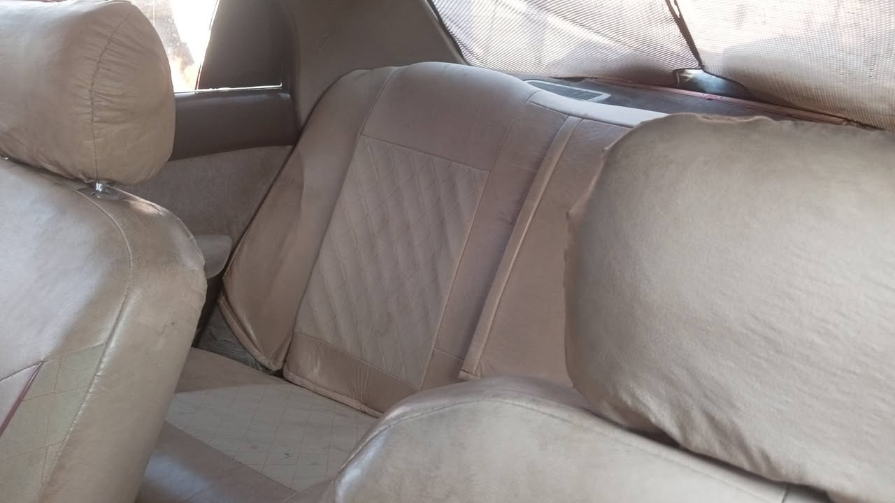 بطه مكفوله للبيع سياره مرشوشه بس جماليه سعر 50 وبيها مجال ***********
