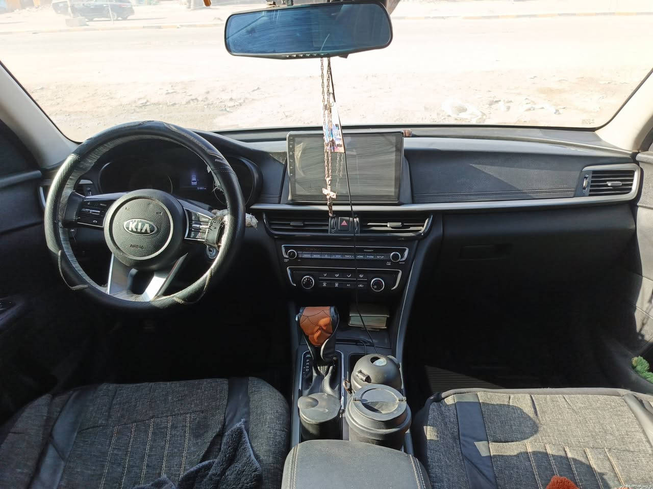 سلام عليكم اوبتيمآ موديل ٢٠٢٠ وارد أمريكي معوقين رقم قادسيه باقي ٩ أشهر وتنفك سياره جديدة ماشيه ٥٠ بيع أو مراوس بالون أبيض مكينه ٢٤٠٠ حادث جوملغ خلفي ونص باب رش وباقي مكفول السعر ١٤٥ 
،  الاستفسار ***********
