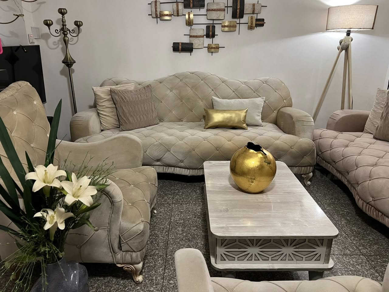 تخم تركي  8 مقاعد نيوكلاس جداا نضيف وتكمه خشبه جام اي ظرر مابي اسفنجه سوفت طبي المكان بغداد الشراي يتفظل خاص


**إذا كنت صاحب هذا الإعلان وتريد حذفه لأي سبب، رجاءا أرسل رسالة إلى الدعم الفني**