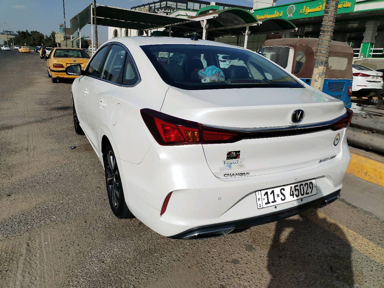 🔥بيع او مراوس بسارة عالية🔥

✨شانجان  ايدو بلاس. 2023✨

🟠 المواصفات:
🔸كشنات جلد 
🔸مانع انزلاق..
🔸بنوراما فتحتين 
🔸مثبت سرعه 
🔸تحكم ستيرن جهتين 
🔸داخل جلد احمر
🔸كشنات تبريد تدفئة 
🔸بلوتوث
🔸تبريد قطعتين
🔸مري كهرباء 
🔸اشاير بالمري
🔸مرايات جانبيه هيتر
🔸كشاف ضباب امامي LED
🔸شاشه لمس 
🔸حساس اطارات
🔸كاميرا 360 درجه 
🔸حساسات خلفيه 
🔸نظام توزيع مكابح ABS
🔸منفذ كهرباء 12Volt
🔸ماشية 85 الف 

⚠️سيارة بعدها على وضع الشركة

💢رقم بغداد بأسم المالك مباشرة ثاني يوم تحويل

📍مكان السيارة بغداد الكرادة
