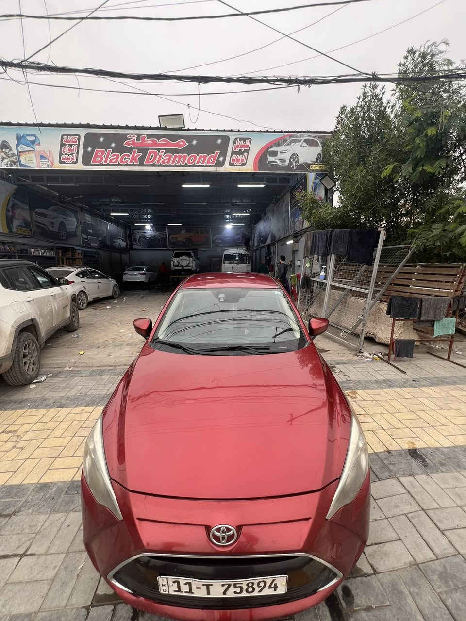 سيارة تيوتا يارس 2018
مكينة 1500تيربو 
بيهة بابين اليم العبري   مبدالات اصليات بمريكة وبيهة طخات يم القبق مال بانزين بوكسي وبل بنيد بوكسي  وبل باب  ومرجعهن  بل جهاز بيفيار 
رقمهة بغداد ابسمي 
سعر ٩٦وبيهة مجال 
***********
