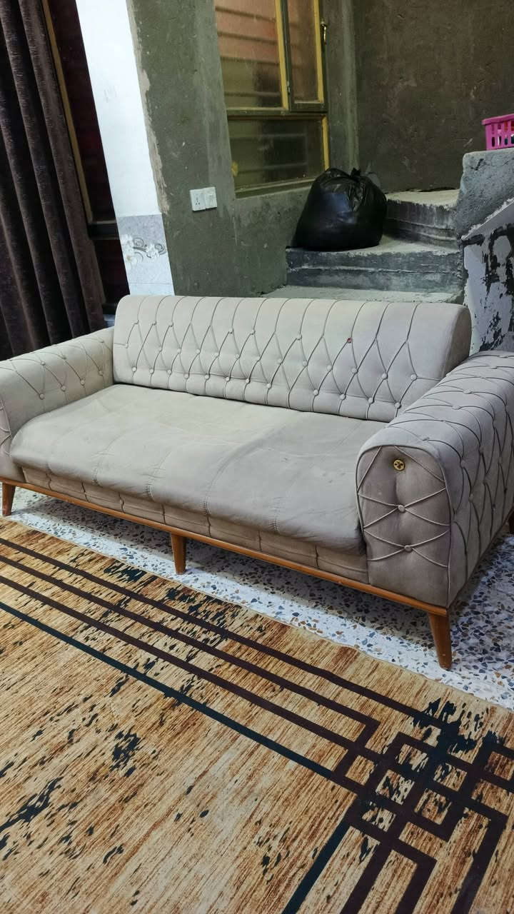 تخم عشر مقاعد ويا 6 كوشات سعر 300 مكاني نهايه شارع ابو سمير


**إذا كنت صاحب هذا الإعلان وتريد حذفه لأي سبب، رجاءا أرسل رسالة إلى الدعم الفني**