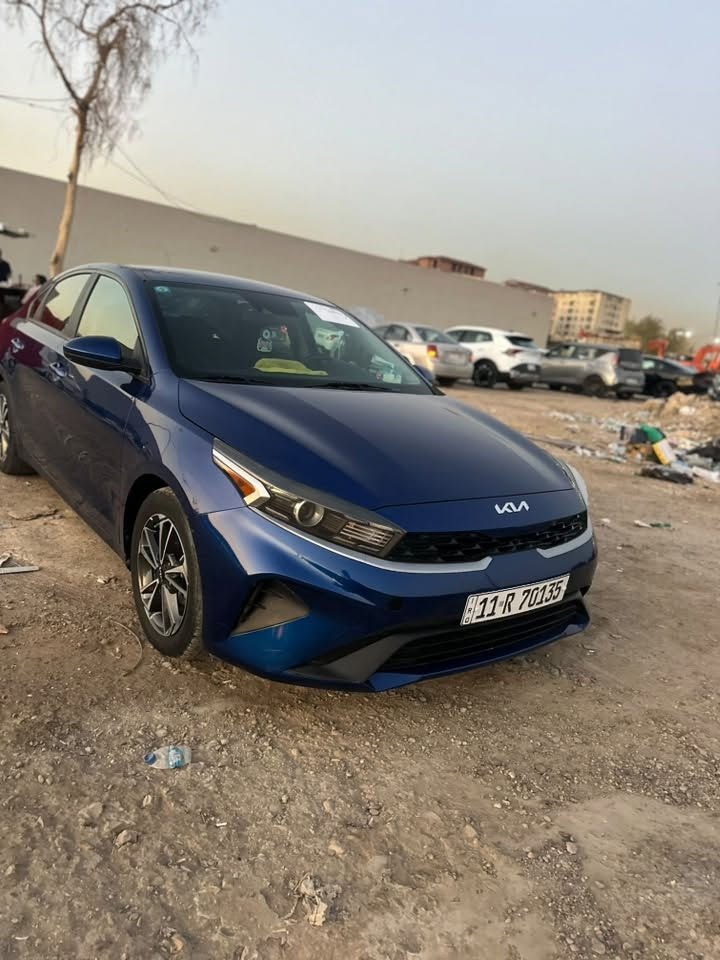 سلام عليكم 
كيا فورتي مديل ٢٠٢٣
سياره جديده وكامله مكمله
كير سيفيتي
مكينه دوش 2000
السياره عميه
بيها تحديد مسار 
مثبت سرعه
وبعد بيها تفاصيل اكثر
السياره كامله اي نقص مابيها

السيار حادثها موضح  بلصور قطعه وحده مبدل بيها جاملغ  ومصبوغ وحافة بنيد على كد شبر بارد

السعر ١٥٣وبيها مجال بسيط للشراي فقط
العنوان الدوره
للأستفسار ***********
