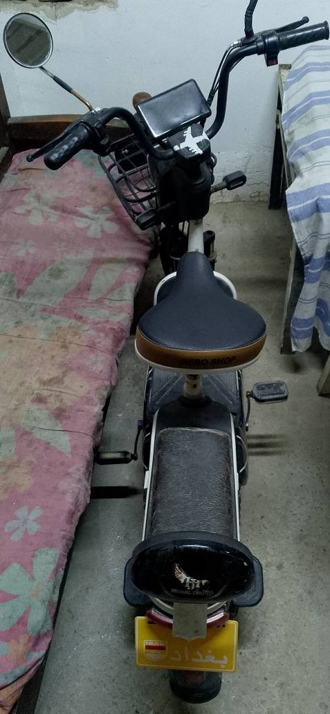 السلام عليكم درجه شحن بدون بطاريات ابيع هل موجود بسعر ١٢٥ وبي مجال شراي عنواني زعفرانيه شارع معهد ***********
