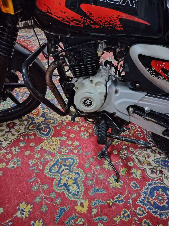 سلام عليكم دراجه بوكسر للبيع مرقم نكليزي بغداد تحويل ثاني يوم مديل 20 نضافه فول بيها خيط تبخير من تحمه يروح تبخير ‏اتصل برقم***********
