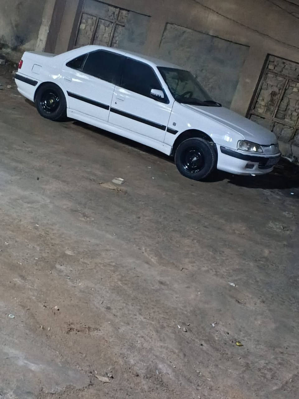 يالله السلام عليكم ورحمه الله وبركاته بيجوه بارص مديل 13سياره جاهز وخير من الله كير محرك حداديه جديده تخم تاير جديد ارقام نكليزي بسمي سياره مصبوغه جماليه فقد السعر 35وبيه مجال العنوان النجف الاشرف كوفه***********
