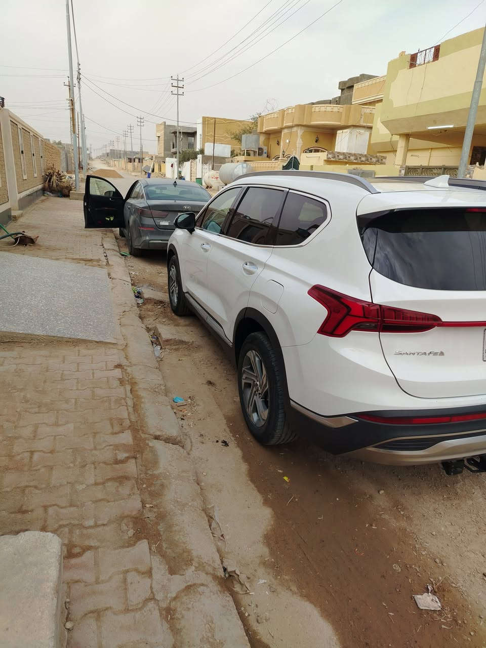 السلام عليكم
سنتافيا 2023 فول
مكفوله بدون ضرر
داخله تقرير بس تقرير يعني بدون غرق
ماشيه 68 الف
مكانها الانبار السعر 210$
بيها مجال او مراوس بجارجر
*********** بي واتساب
