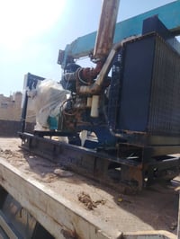 مولد كمنز 24ولف راس توليد 250kv  استخدام قليل جديده   شرط الحمل ومحرك ...