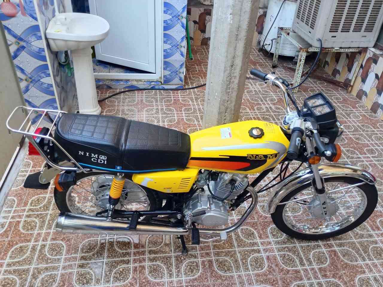 سلام عليكم شباب 🤍
نامه امتياز  للبيع موديل 27 دراجه بعدهه نضيفه  وستخدام شخصي ونضافتها كدام عينك خير من الله  ✔️

مكفوله كفاله عامه وكلشي بيهه شغال 💯

سعرهه700 ✅ وبي مجال للطيبين 

والي ميعرف بسعارهن ينورنه ب كلمة طيبه ***********               
مكاني ديالى بلدروز 📍
