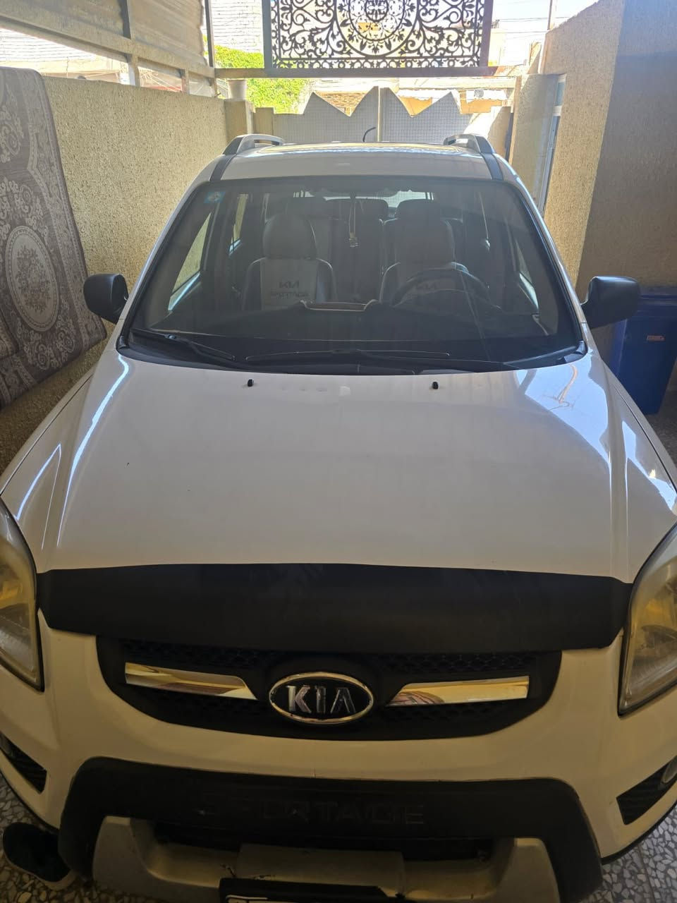 السلام عليكم كيا سبورتج خليجي موديل (٢٠٠٩)مواصفات شاشه فتحه محرك (٢٠٠٠)سياره جاهزه مابيها اي نقص من كلشي صدر خير من الله محرك مكفول كير مكفول عليها منظومه غاز سياره شرط التحويل سياره تجي شوف بعينك احله من الصور بهواي 
مكان السياره بغداد الرشاد فلكه حي النصر رقم صاحب السياره (***********) 
ملاحظه مكلف بالنشر ما أجاوب على الخاص رقم صاحب السياره موجود اتصل وبيك خير ودلل
