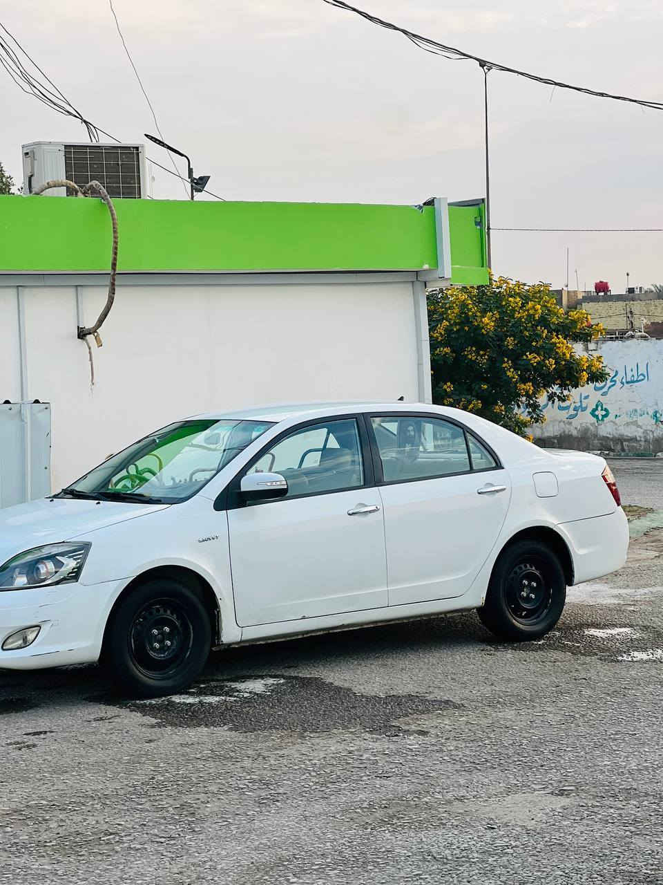 سلام عليكم جيلي موبال مدال ١٢ بسمي بيه باب صبغ وه دوس معمرات فقط عنوان بابل سعر ٤٨ بيه مجال قليل ***********
