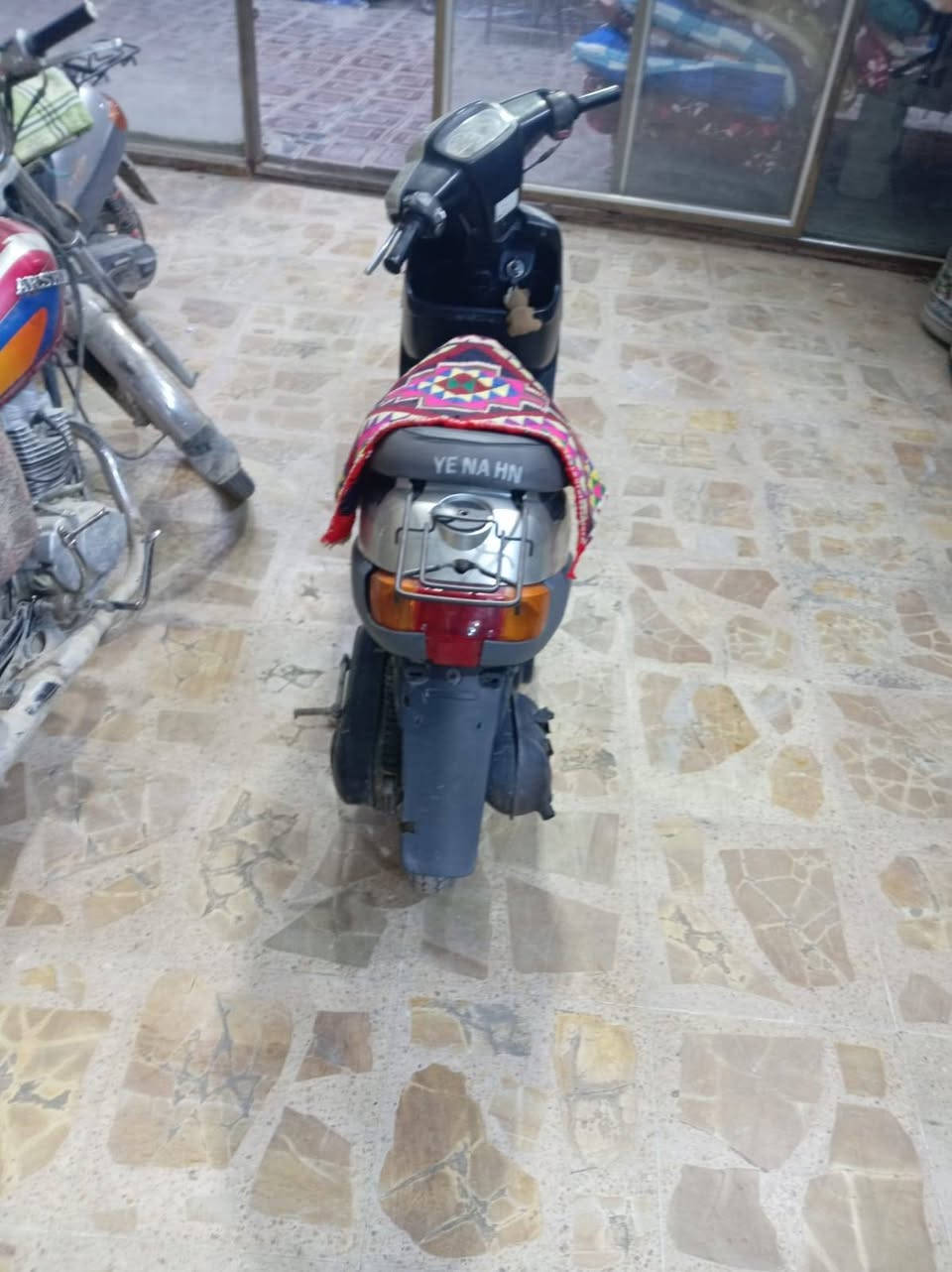 دراجه للبيع موديل 99نكره سلف شاصي مكفول مكينه ناعمه دراجه نضيفه ***********
مكلف بلنشر غير متواجد
