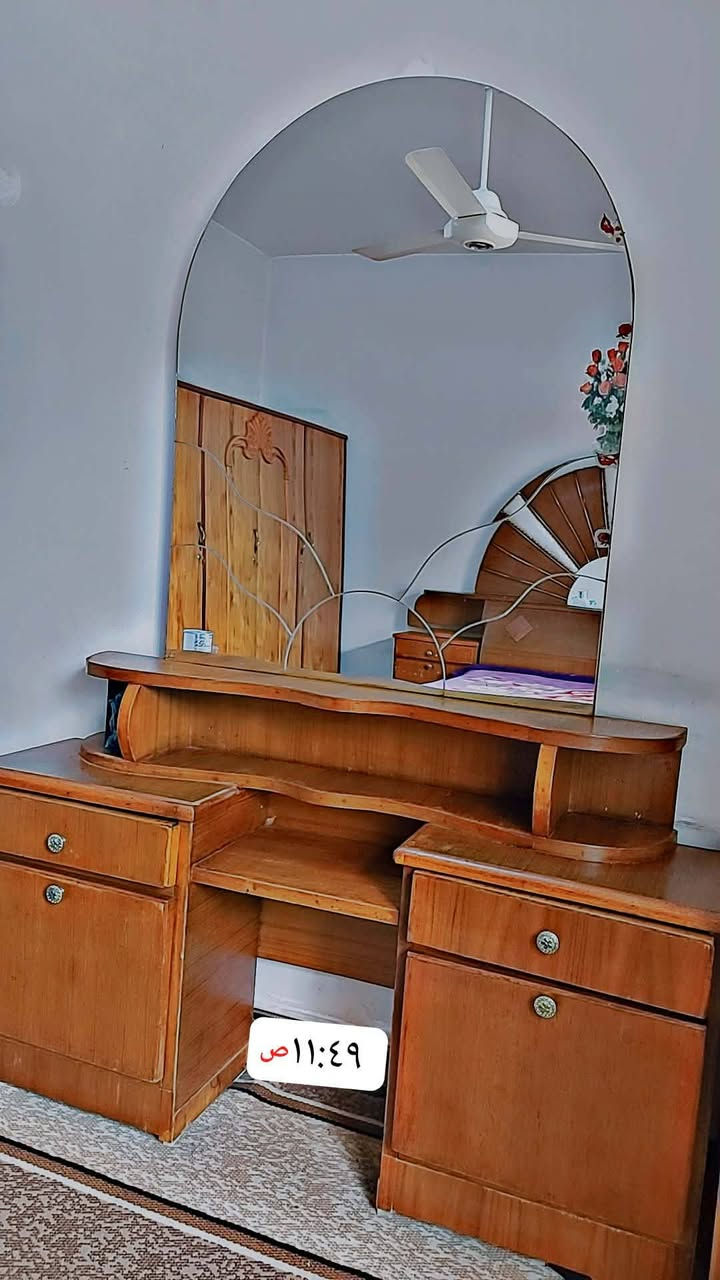 سلام عليكم عدنا هاي غرفه للبيع ثقيله اي ضرر ما بيها العنوان الموصل جانب الايمن  السعر 450 وبيها مجال


**إذا كنت صاحب هذا الإعلان وتريد حذفه لأي سبب، رجاءا أرسل رسالة إلى الدعم الفني**