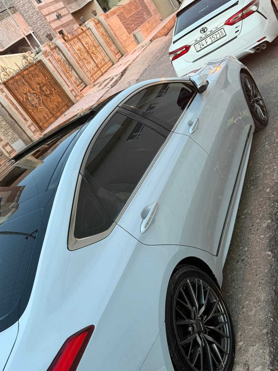 ‏Genesis G80٢٠٢٠  سيارا ماشي ١٠٠ ألف مايل بها ثلاث قطعة صبغ خلف سيارة حلو وجاه كل شيء بشر￼ ماكينة ￼ محرك سعر فول فول  سعر ٢١٥ مجال ￼ طيبين  ￼


**إذا كنت صاحب هذا الإعلان وتريد حذفه لأي سبب، رجاءا أرسل رسالة إلى الدعم الفني**