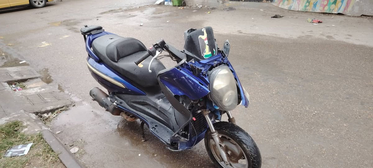 للبيع كوم حديد ناصريه مركز حي اريدو
سعرها 350 او مراوس 

رقمي ***********
