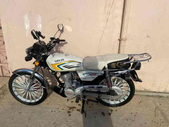 دراجه للبيع
عنوان الدراجه موصل نبي يونس 

✔️دراجه سيفان 5 كير بصمه 
✔️ مرقمه رقم نينوى لوحات انكليزي
✔️ثاني يوم احوال محرك 150
✔️كفاله عامه من كير مكينه شاصي 
✔️دراجه نضيف كامله مكمله
✔️ دهن ابداله امزويل 1/1 دراجه 
✔️موديل 2025
✔️كهربائيات كلها شغاله فول الفول
✔️مابيه اي نقص
✔️ماطور جاهزه
✔️السعر مليونين 
✔️ العنوان موصل نبي يونس 
 ✔️ اهل ال مليون ونص لا اتعب نفسك اصلا ماابيع
        مع تحياتي للجميع 

اتصال 📞 ***********

اتصال 📞 ***********
