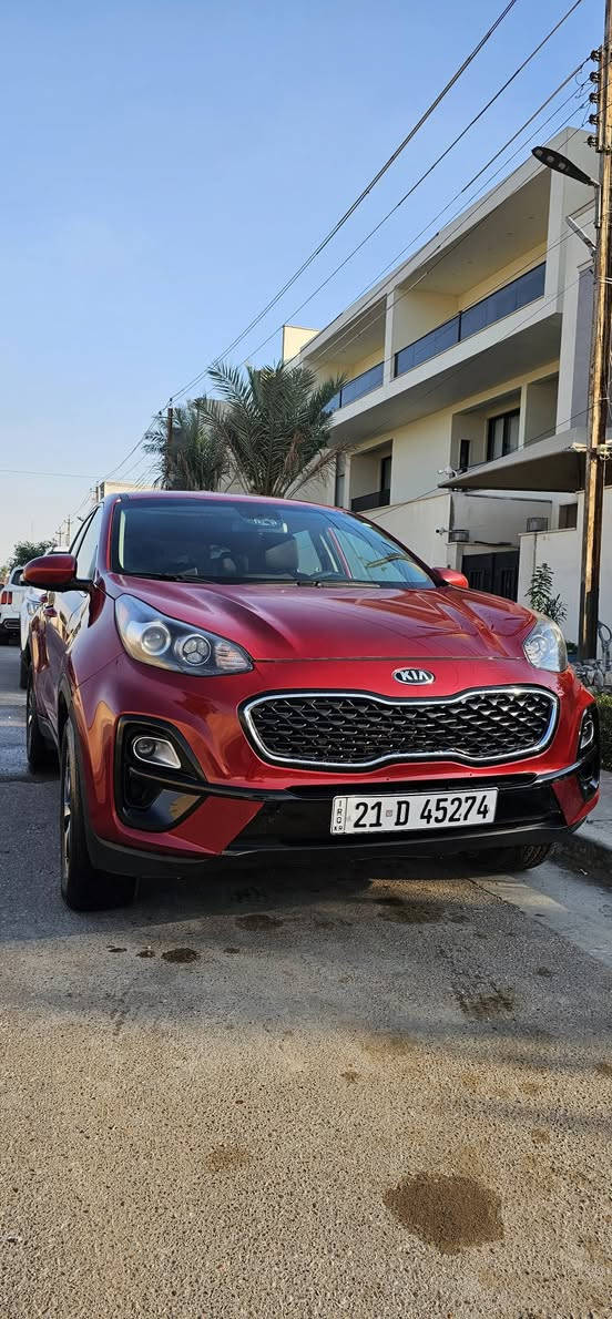 سبورتج 2021 امريكي بيع او مراوس بشي مناسب
حادث جاملغ وباب بدون ايرباك 
كلش نظيفة وجاهزه ربع متصرف عليها
ولا كلوب مشتغل بالدشبول ادامه كامله
تبريد تدفئة 
تثبيت مسار
شاشه جبيرة
3 أنظمة قيادة سبورت وعادي و ايكو
تخم تاير 
دهن ومي وكالة
بأسمي السيارة
مكاني بغداد عرصات او حي العامل
للاستفسار خاص او اتصل 
*********** بي واتس
