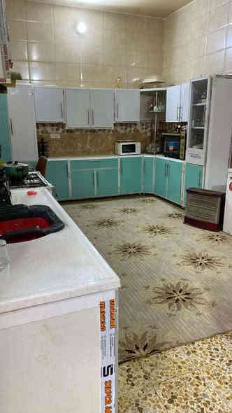 🏠 دار للبيع في الديوانية
📍 حي الفرات – شارع حمورابي – قرب أسواق الجوهرة

📏 المساحة: 120 متر (عكادة)
🔹 الواجهة: 10 متر
🏗️ البناء: حديث، طابقين، طابوق
📜 الملكية: طابو صرف

يتكون من:

غرفتين نوم + غرفة ثالثة خارجية على السطح

استقبال

صالتين: صالة بالطابق الأرضي وصالة صغيرة بالطابق الثاني

حمام غربي + حمام خارجي شرقي

مطبخ كبير

منور خارجي

📞 للاستفسار:
***********
***********

🏢 مكتب البروج المشيدة للعقار
نستقبل جميع العروض (بيع – شراء – إيجار – رهن)
