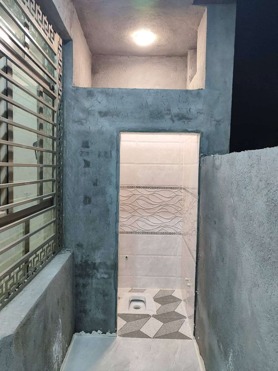 ///  رمضان كريم ///
بيت زراعي للبيع 
المساحة/ ١٢٠متر   (١٠متر×١٢ متر)
التفاصيل البيت/ طابق ونص
..غرفتين نوم و استقبال ومطبخ وصحيات وصالة
الخدمات كاملة
البيت بناء ٢٠٢٦
العنوان /الزعفرانية .نهاية الاربع شوارع. كرارة . شارع سكلة الركابي ..
السعر// ١١٠مليون قابل للتفاوض
للاستفسار مراسلتنا على الماسنجر الخاص
للاستفسار مراجعة مكتب دلالية المصطفى للعقار الزعفرانية الاربع شوارع خلف ماركت اللؤلؤة مجاور أسواق القبس اوالاتصال او مراسلة واتس اب ***********او***********
