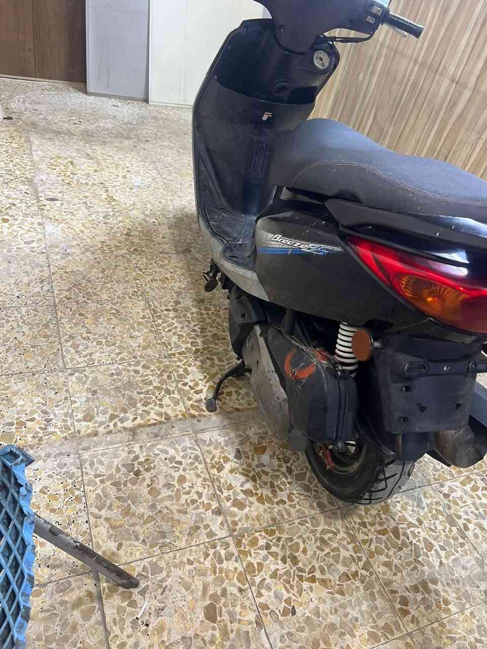 بريز ببغاء نوزل ياباني سكليتر خطين رمبة اي نقص مابيهة  نضافه فول دراجه جديدة لوك السعر مليون 50
***********
