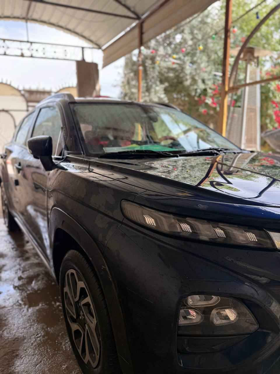 سوزوكي فرونكس 2025 استلام شركة الصادق الشهر الخامس
نظام كفيل و مقترض هو يتكفل بالتسديد 
الاسبوع الجاي يستلم السنوية الجديدة بأسمه و يسويلك وكالة
المواصفات:
مايلد هايبرد
محرك 4 سلندر 1500
تشغيل بصمة 
شاشة عرض  على الداشبورد
شاشة قياس 9 انش
شاحن وايرلس
گير اوتوماتك +عادي 6 سرعات
كاميرا  360°
6 وسائد هوائية
نظام منع الانزلاق ESP
مكابح ABS مع EBD
مثبت سرعة متكيف
تحذير مغادرة المسار
مراقبة النقطة العمياء
حساسات + رادار
و هواي مواصفات تگدر تشوفها باليوتيوب

السيارة بيها حادث خفيف بالدعامية الوره من جهة السايق و مرجعيه بدون صبغ او غيره  و طخات خفيفة يرادلهم پوليش موضحهم بالصورة + السونار طالع اكو صبغ بباب الراكب الأمامي لكن البايع يگول ما مصبوغ و الوكالة كذلك و بقت يمك اذا تريد تعيد السونار

السعر 115 و بيها مجال بسيط حگ الجية مستعجل بالبيع لأن عندي سفر و الا هذا مو سعرها 
العنوان البصرة /القرنة
للتواصل واتساب فقط 
*********** القرنة, البصرة
