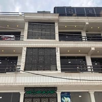 بناية للايجار بالكامل /الديوانية موقع ممتاز بحي الجامعه الشارع العام م...