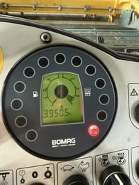 بوماغ ١٦١ • موديل ٢٠١٠ • اربيل شارع ١٠٠