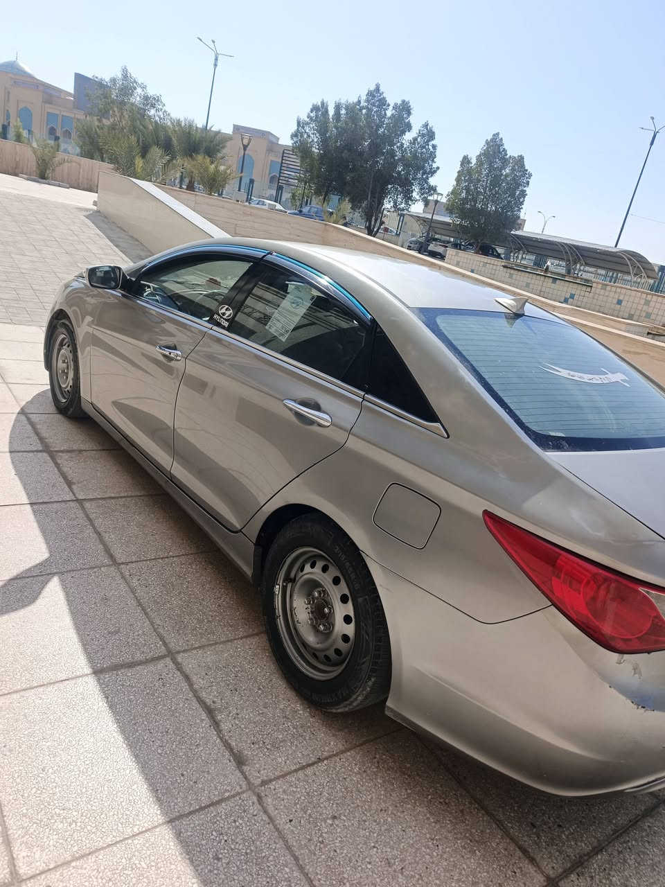 سلام وعليكم
سوناتا مديل 13 كص جنطه ادوات اصل غاز متومه على اختها واجها شرط الحاسبه سنويه ورقم مضبوطات كلش 
سياره فول عده الفتحه 
٣ بصمات تشغيل وجنطه وباب 
حساسات خلفيه شاشه كامره دواره 
تحكمات كلها شغاله 
تبريد قطعتين اشارة ترحيب مري شفط ويا التقفيل
كشن كهربائي 
سياره حلوه ومرتبه مال جناي 
جاهزه من الدعاميه للدعاميه 
سعر 50 وبيها مجال مكانها نجف الا اشرف 
***********
