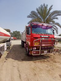 سياره للبيع سكانيه 113 موديل 92 مكينه جديده 12 ونص استندر لا صرف ولا ب...