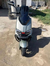 من رخصت لادمن دراجه شحن سكنس ام عيون ام الدىع  اصلي 6باتري كبير  الشحن...